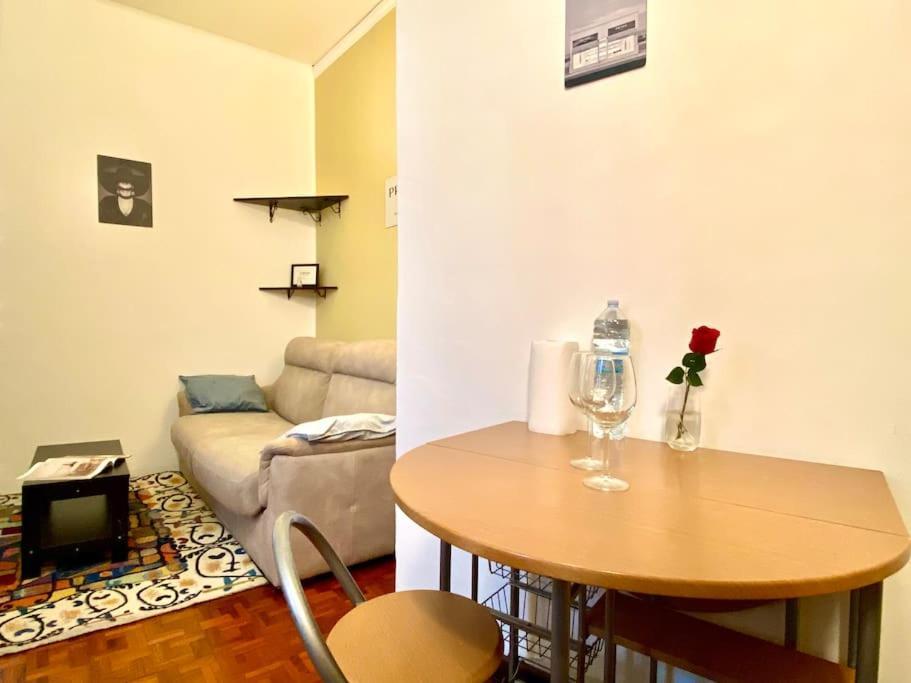 • Cozy House • 10 Min Rho Fiera Apartment Милано Екстериор снимка